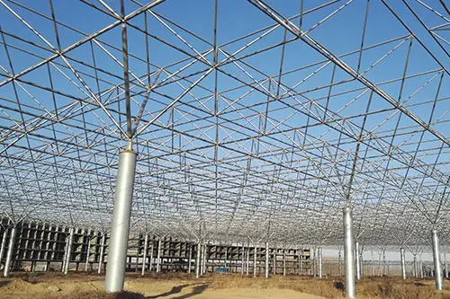 专业加工制造及安装各种钢结构网架及新型屋面的专业化生产施工企业